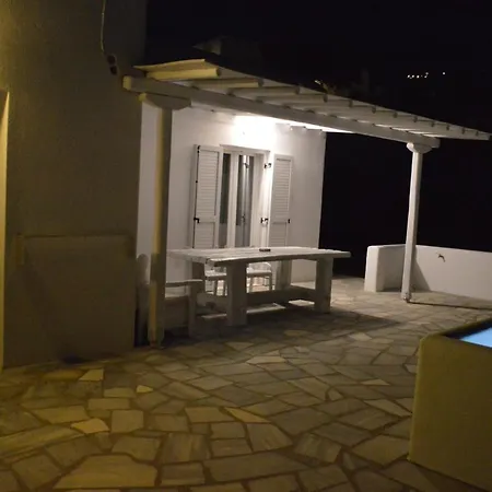 Revel Mykonos 3 Apartman Ornósz