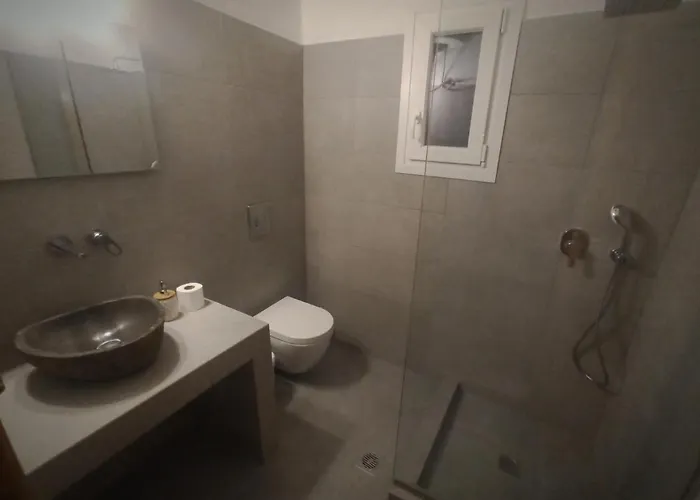 Revel Mykonos 3 אורנוס